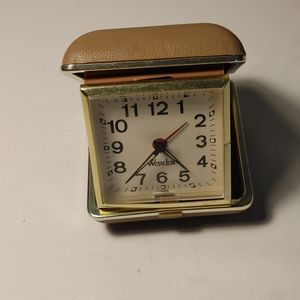 Vintage Westclock Wind up Travel Table top Alarm Clock